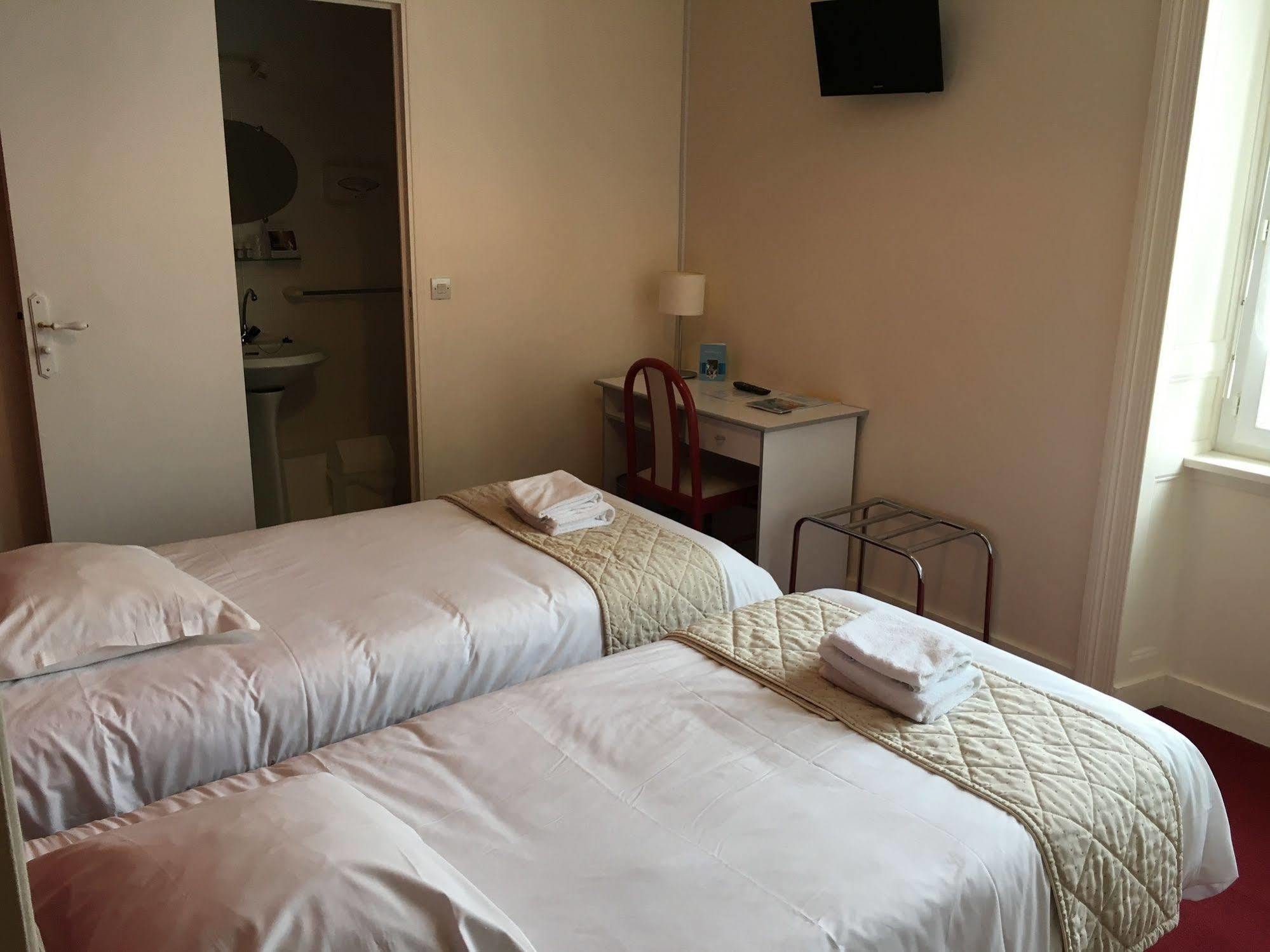 Hotel Amethyste By Popinns Dinard Bagian luar foto
