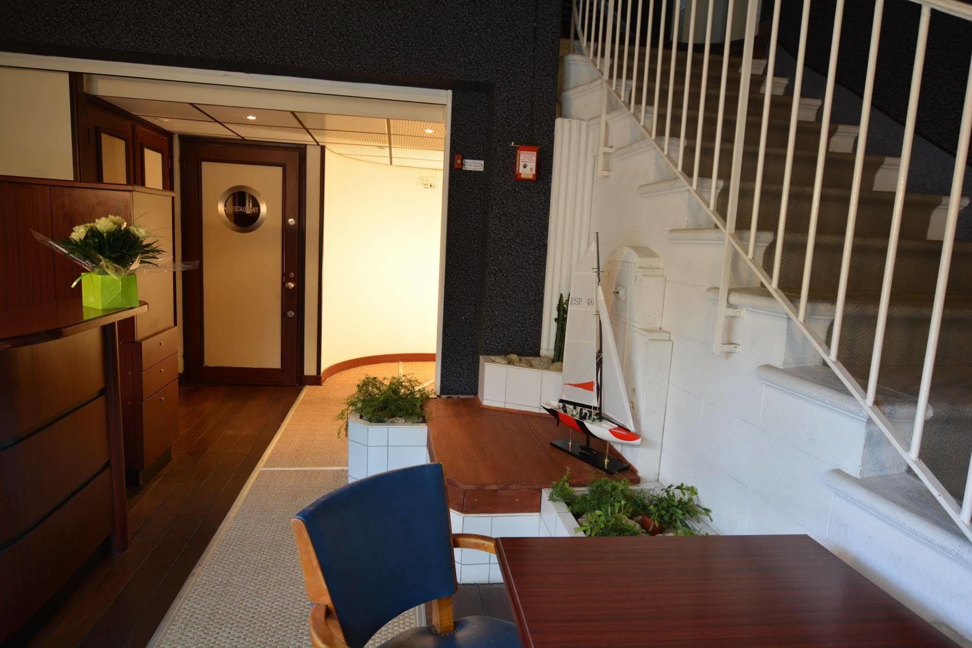 Hotel Amethyste By Popinns Dinard Bagian luar foto