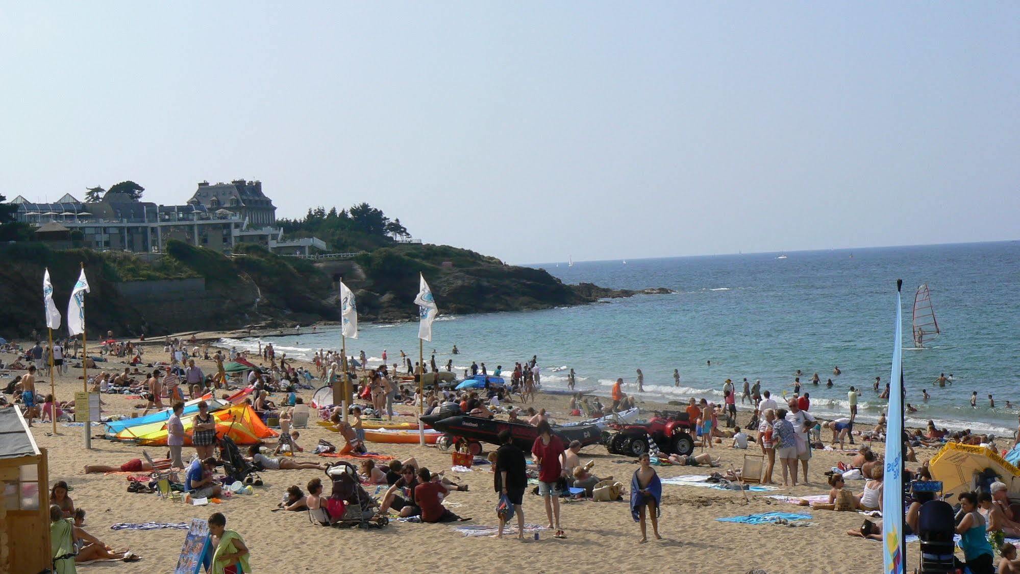 Hotel Amethyste By Popinns Dinard Bagian luar foto